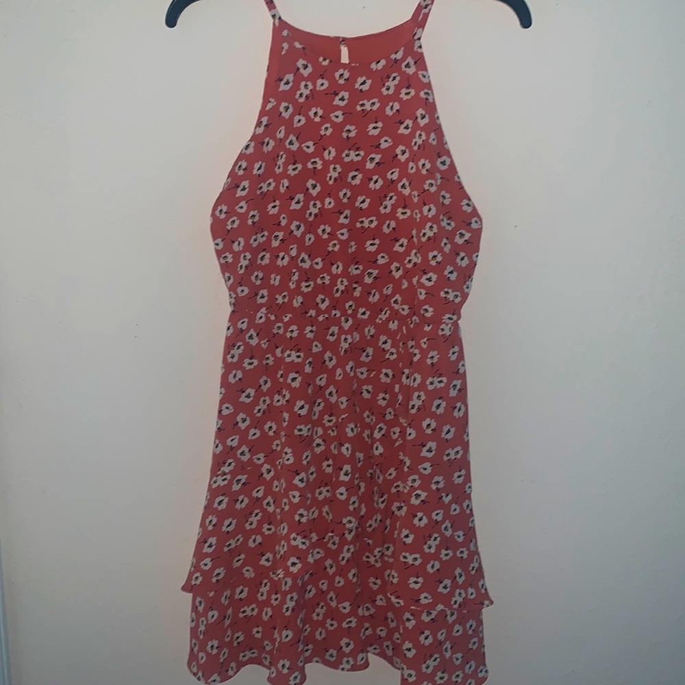 Flowered summertime dress🌼